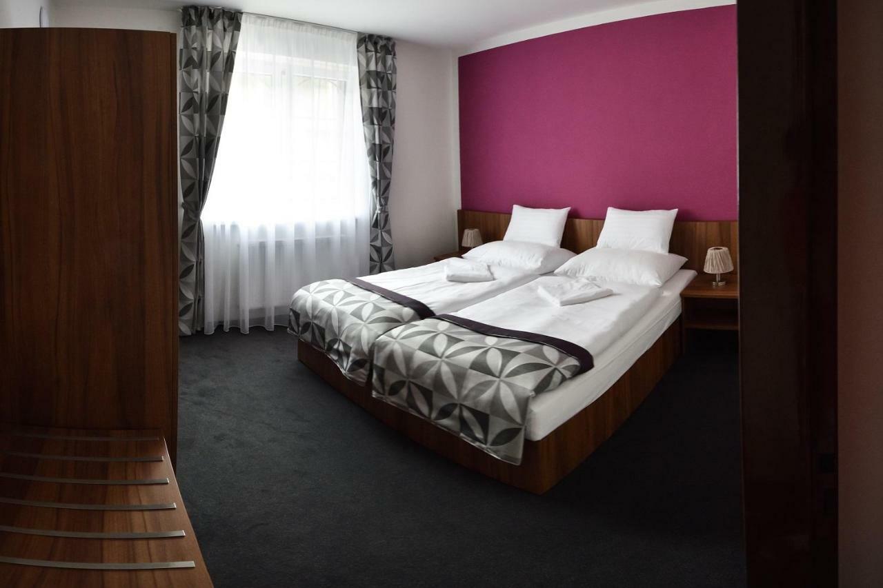 Vémyslice Hotel Rysavy חדר תמונה